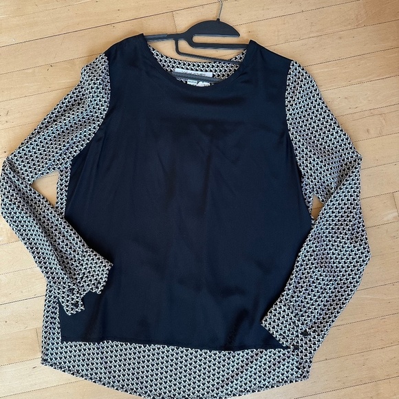 Diane Von Furstenberg Heart print silk top, 10, DH - Picture 3 of 7